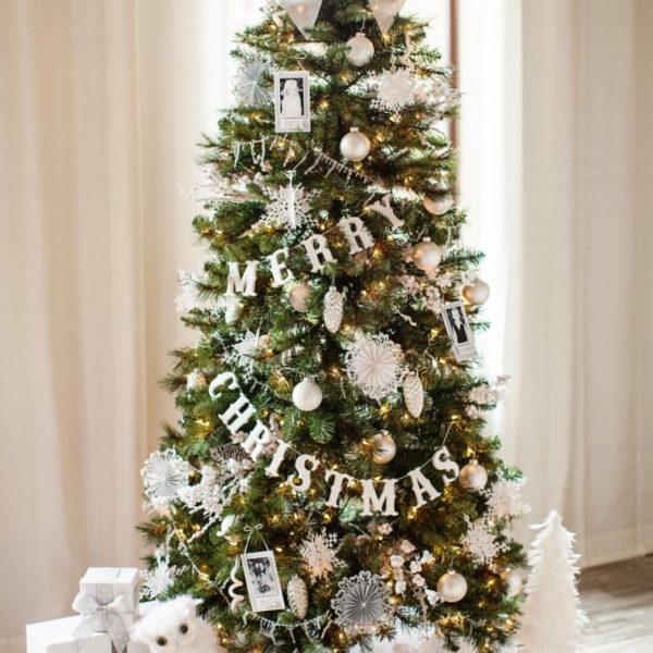 1445976413-michaels-christmas-0039-001
