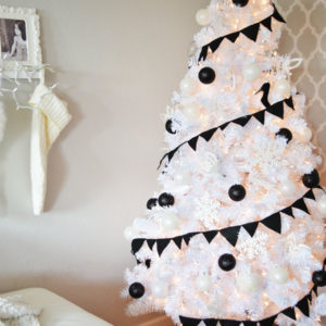 black-white-christmas