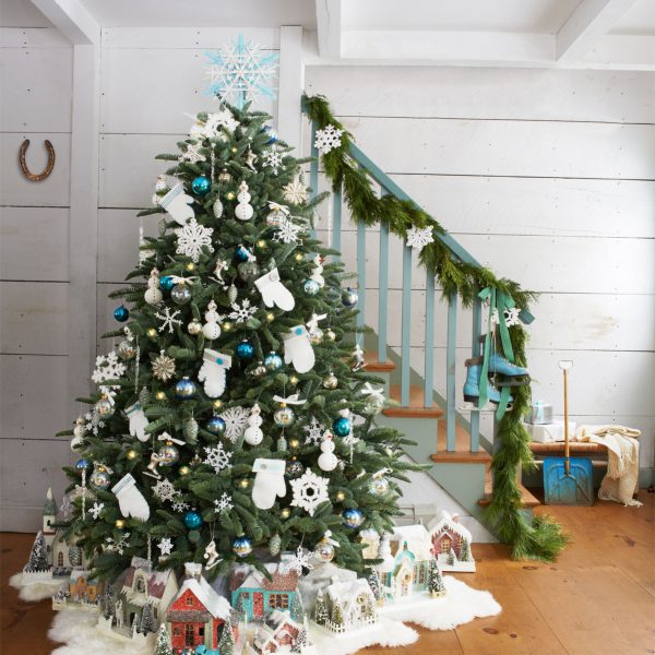 christmas-tree-snow-1215